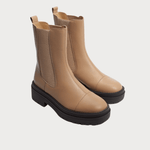 Wellington Lug Sole Chelsea Boot - Endless - UAE Rental and Resale for Women's Fashion