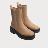 Wellington Lug Sole Chelsea Boot - Endless - UAE Rental and Resale for Women's Fashion