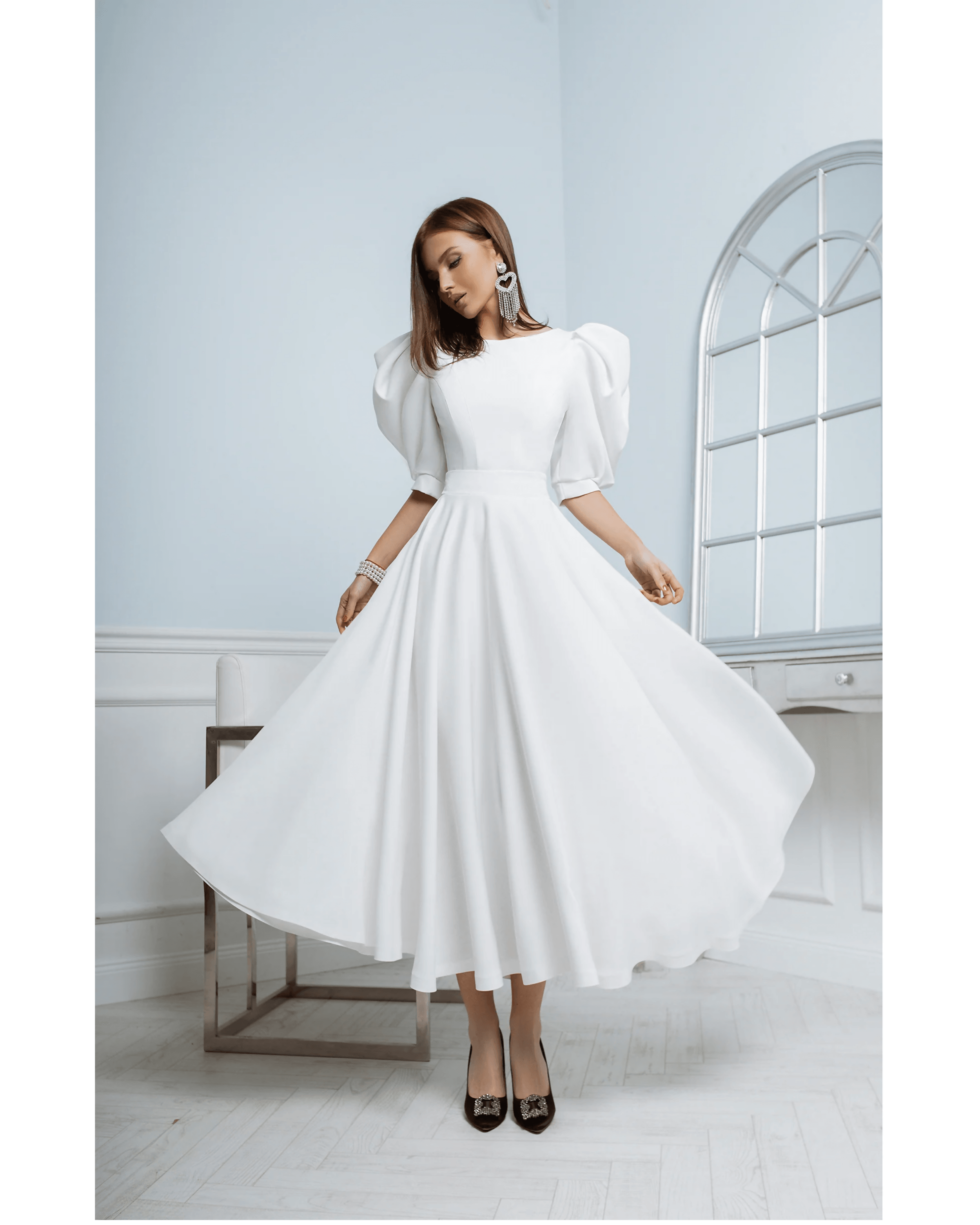 White Backless Puff-Sleeve Midi Dress - Endless - UAE Rental and Resale for Women's Fashion