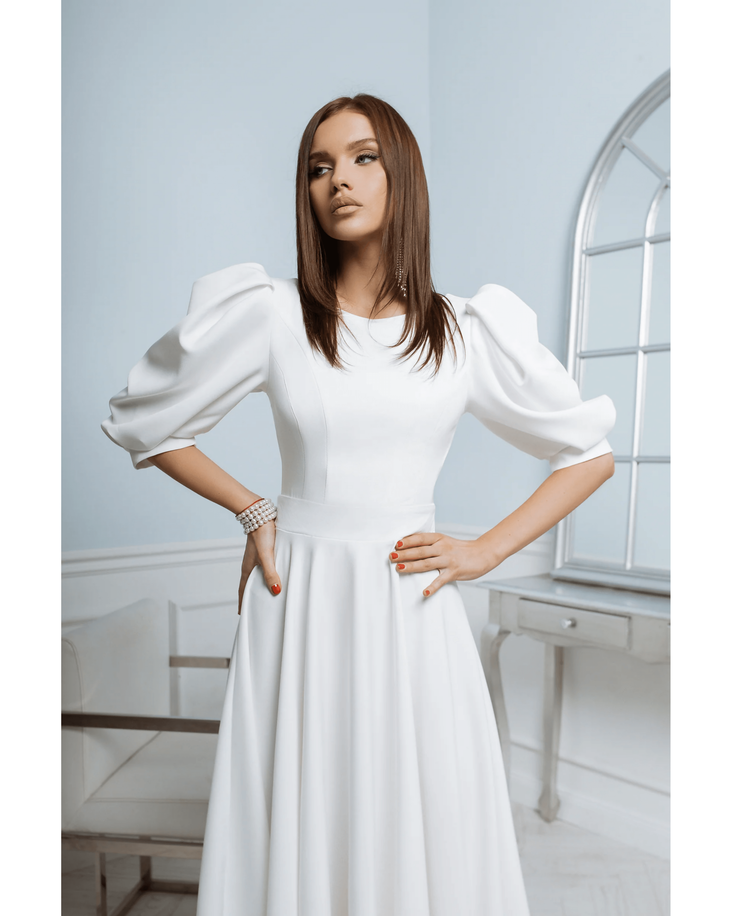 White Backless Puff-Sleeve Midi Dress - Endless - UAE Rental and Resale for Women's Fashion