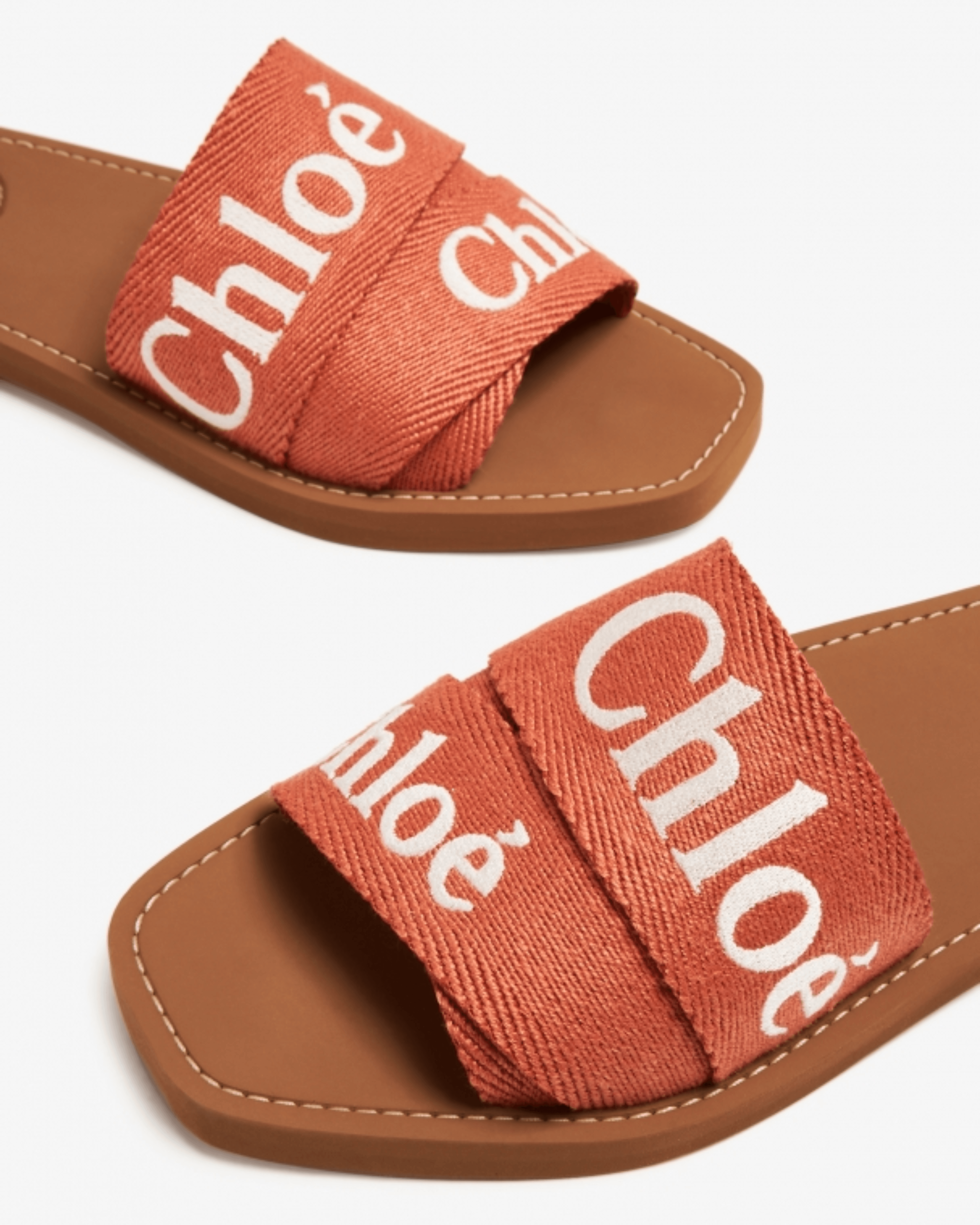 Woody Flat Sandals - Endless - UAE Rental and Resale for Women's Fashion