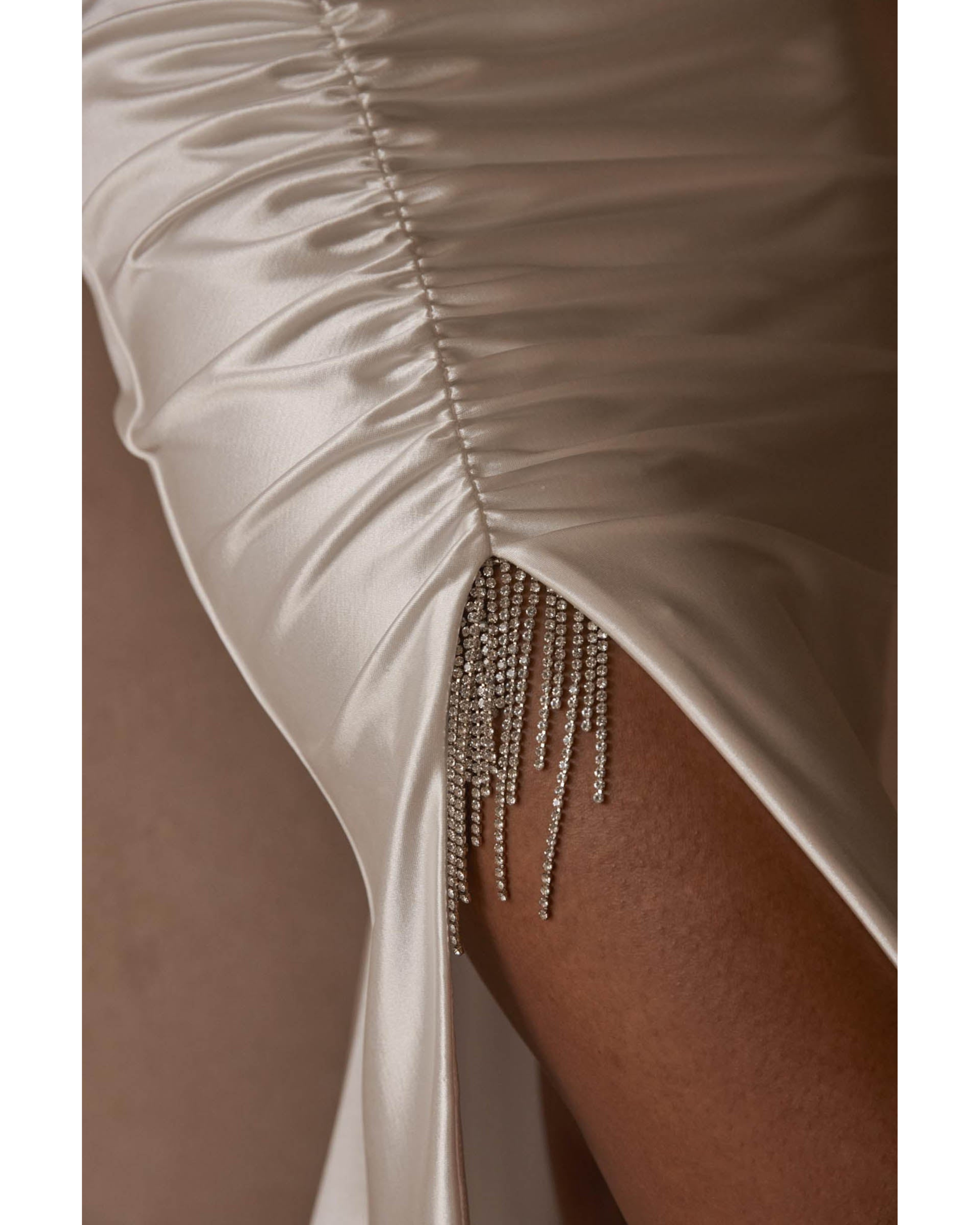 Zsa Zsa - Endless - UAE Rental and Resale for Women's Fashion