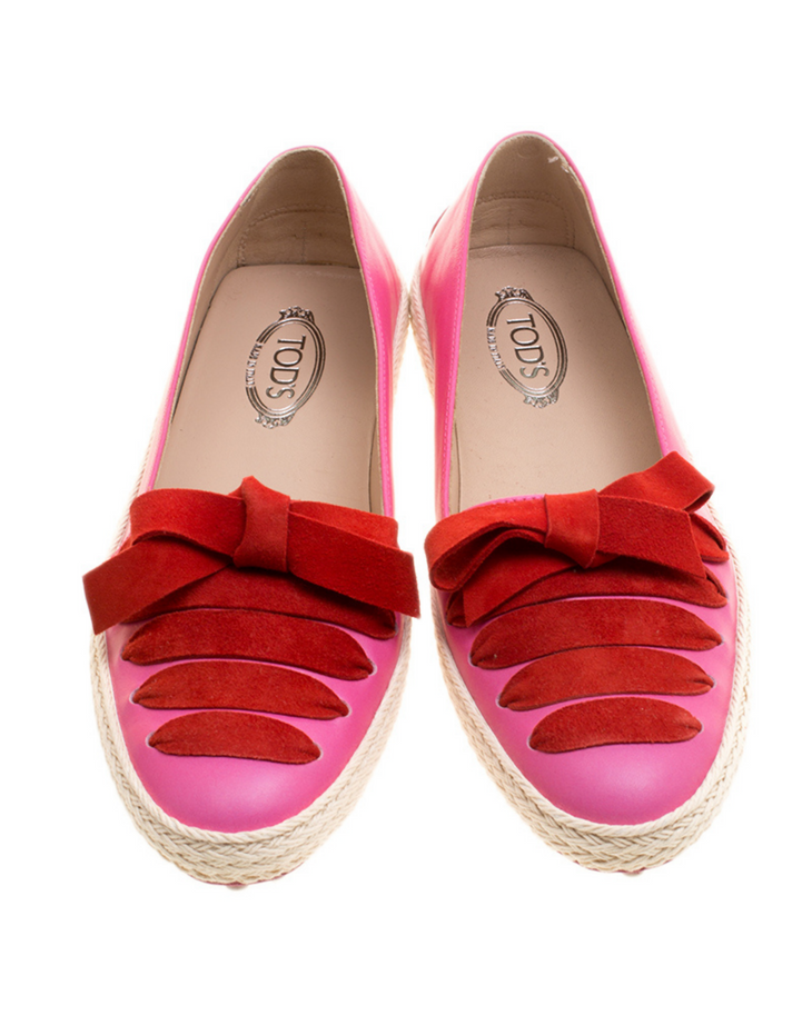Pink leather espadrille loafers with red suede ribbon bow detail and braided jute sole trim — Tod's | Endless UAE