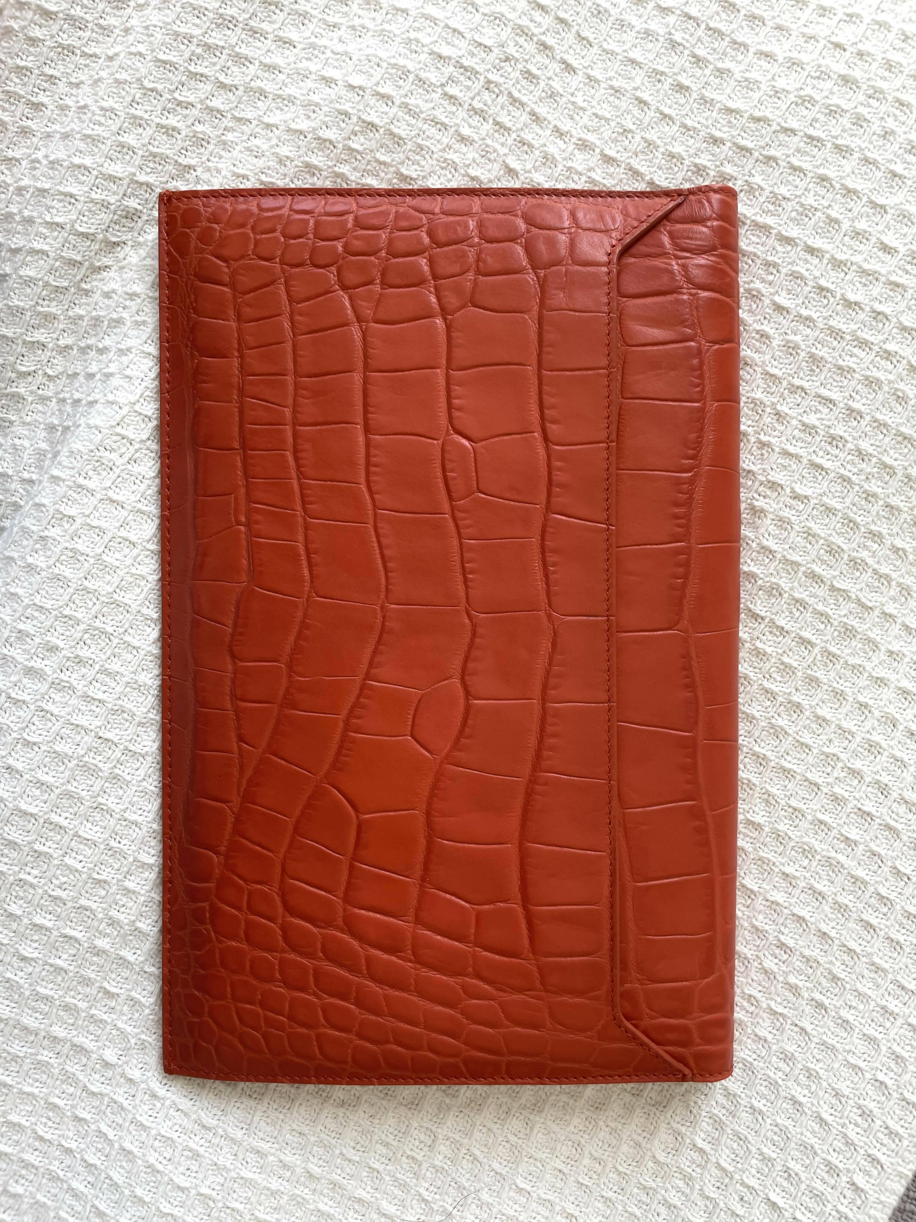 Croc Envelope Clutch - Endless - UAE Rental and Resale for Women's Fashion