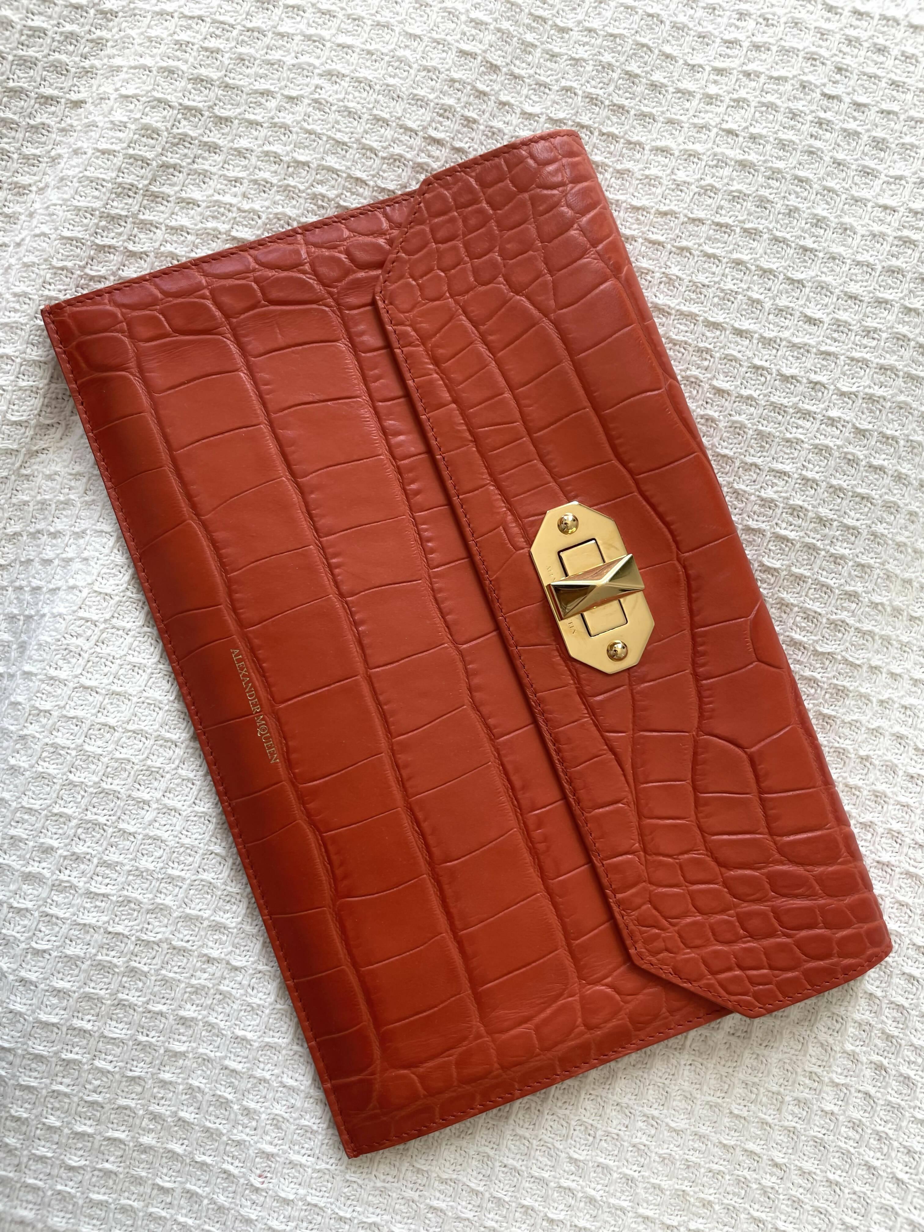 Croc Envelope Clutch - Endless - UAE Rental and Resale for Women's Fashion