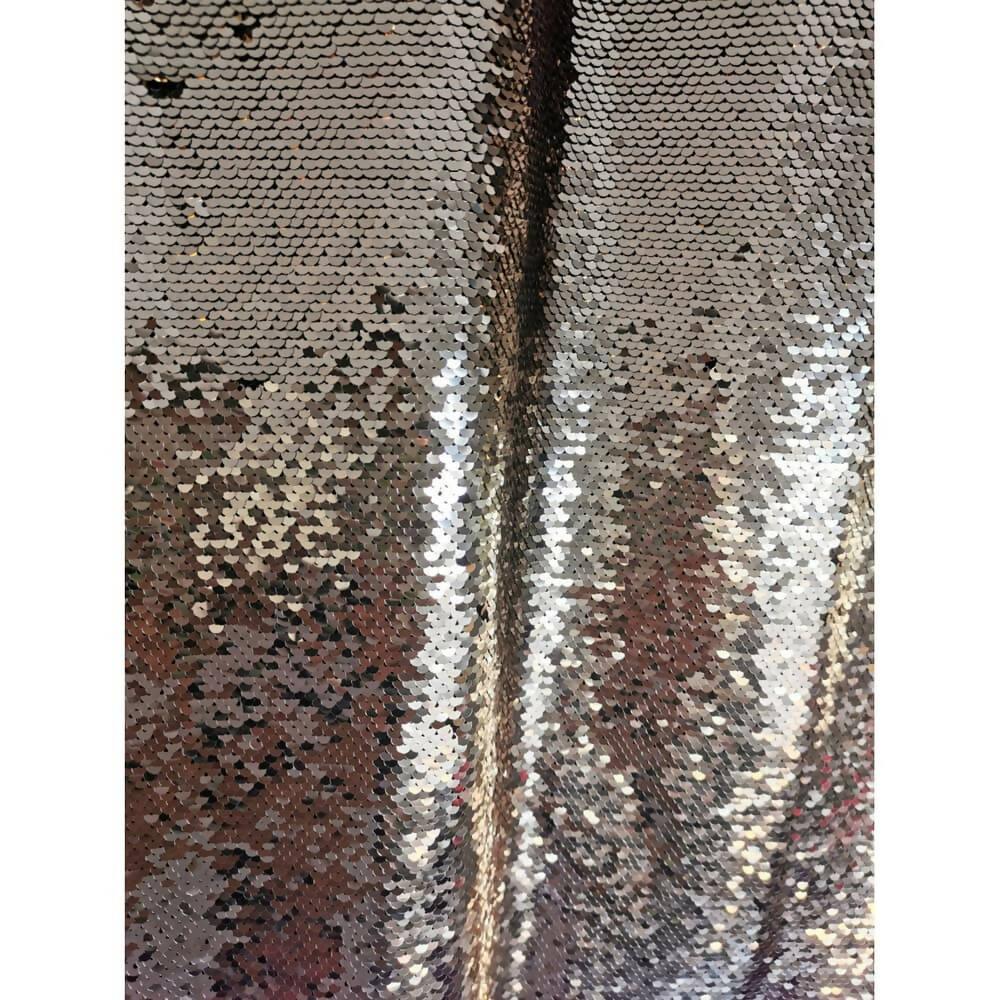 Round Neck Gold Sequin Dress - Endless - UAE Rental and Resale for Women's Fashion