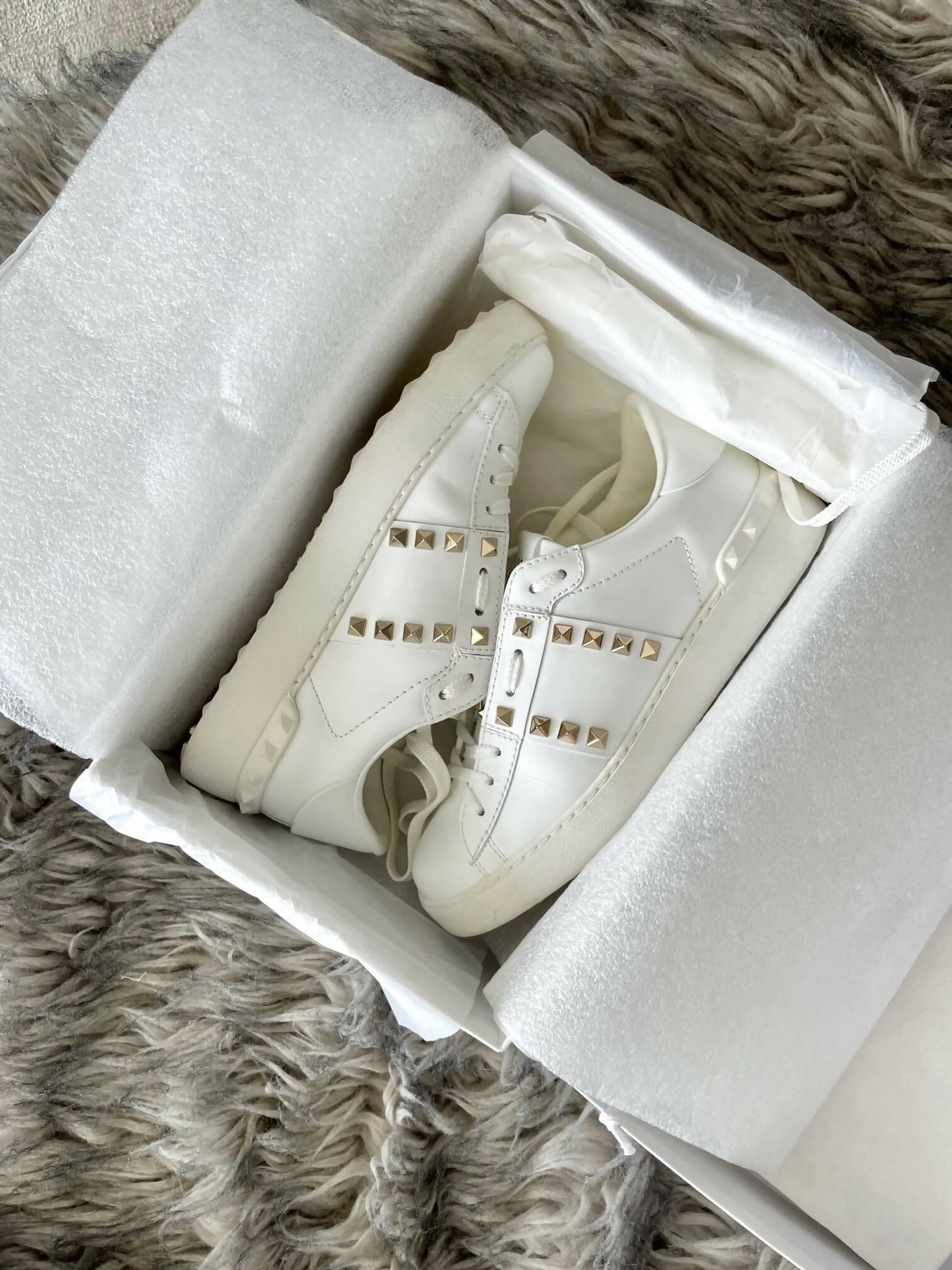 Valentino White Rockstud Lace Up Sneakers - Endless