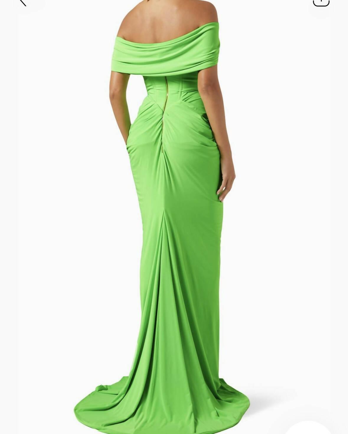 Vibrant Green Evening Gown Dress - Endless - UAE Rental and Resale for Women's Fashion